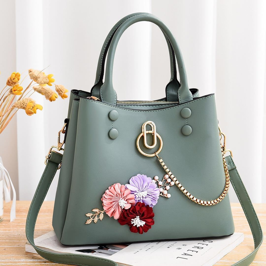 Flower Chain Single Shoulder Crossbody Bag