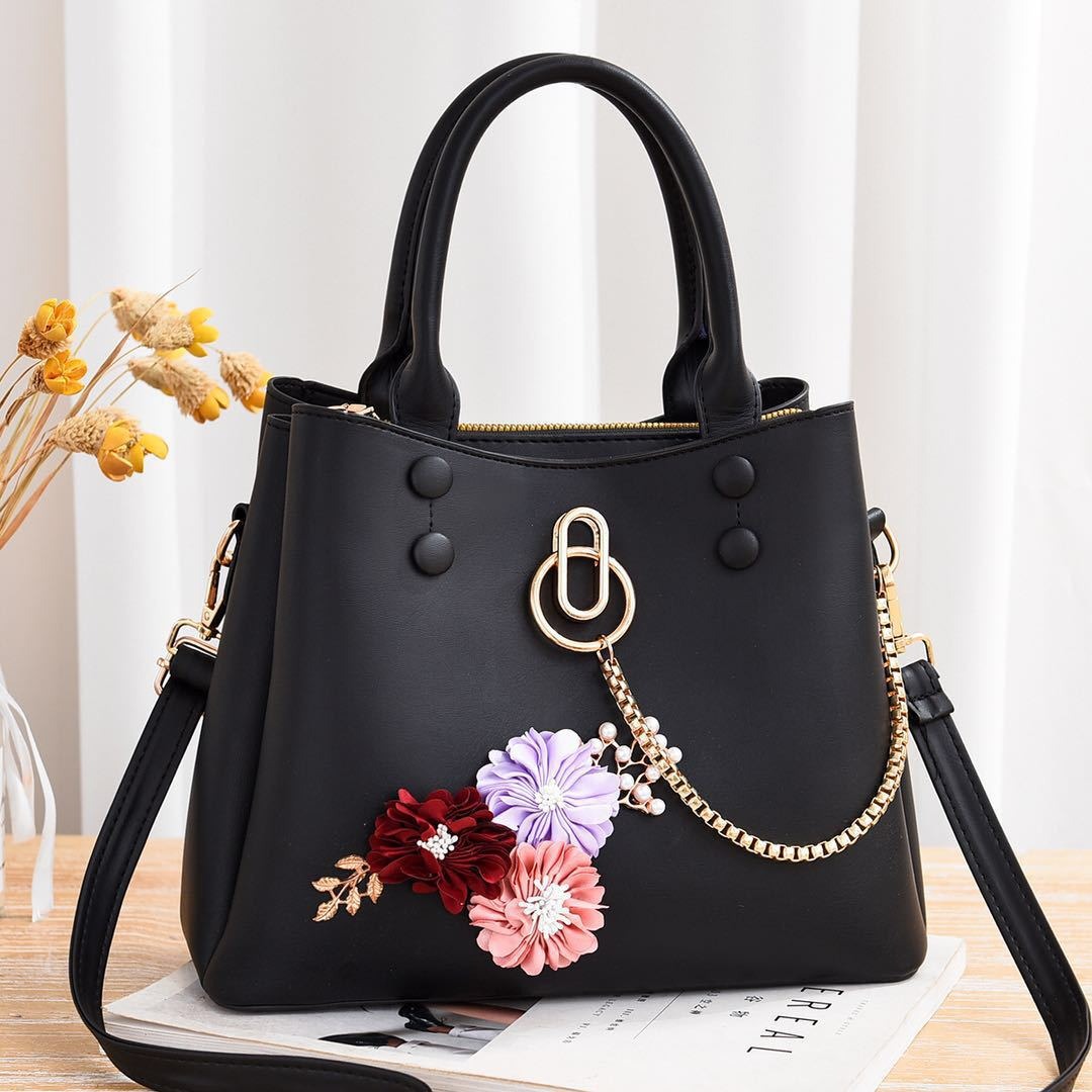 Flower Chain Single Shoulder Crossbody Bag