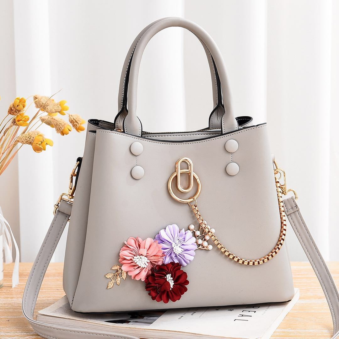 Flower Chain Single Shoulder Crossbody Bag