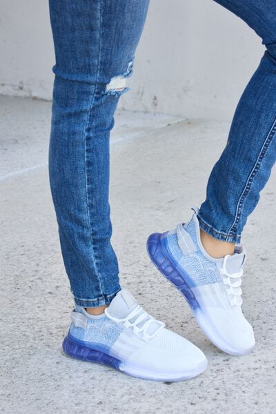 Gradient Lace-Up Mesh BreathableSneakers